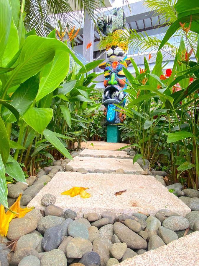 Hotel Naoz Manuel Antonio Kültér fotó